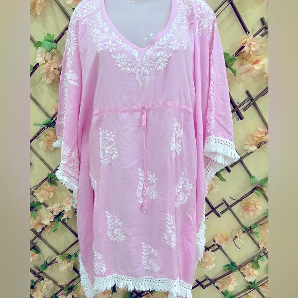 Lucknow Chikankari hand work ,can be worn as a dress/tunic/swim cover up . - Picture 1 of 2